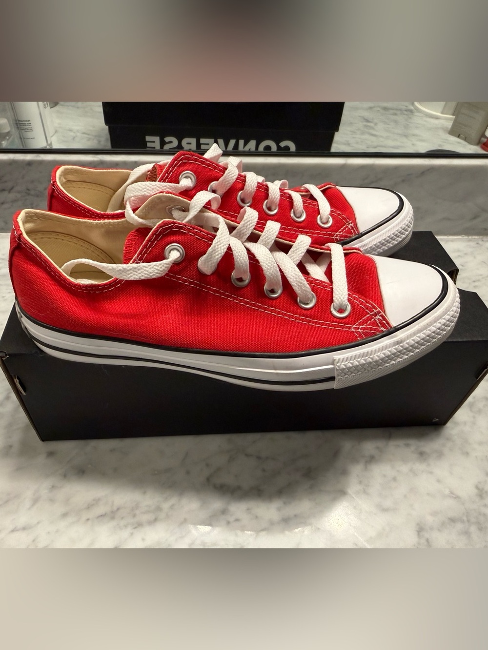 Converse Women/Unisex Red Low-Top Canvas Sneakers with White Accents